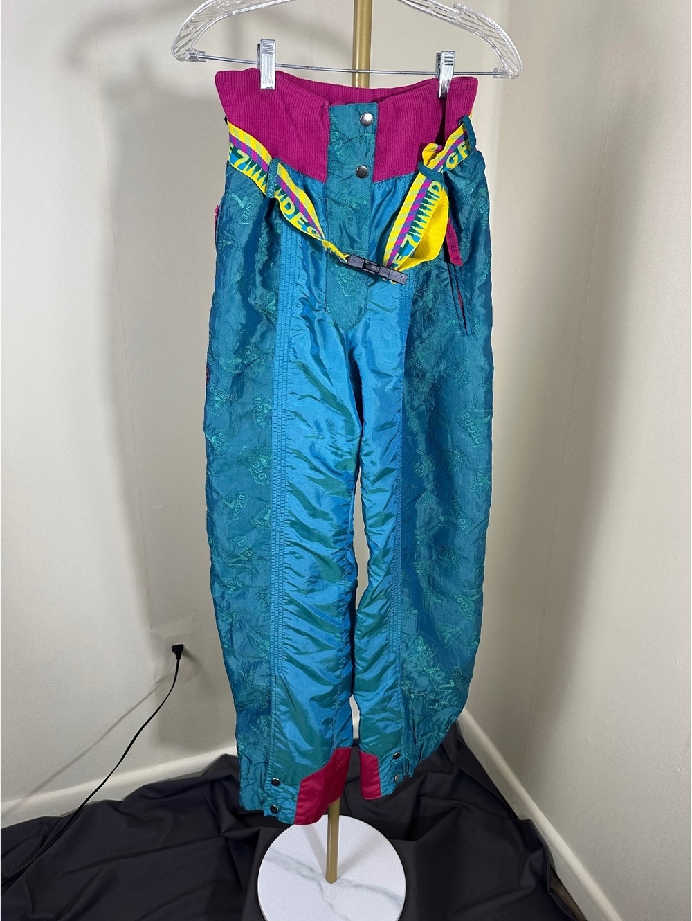 Degré 7 Women’s Vintage Ski Pants US 8 Teal Green Pink Belted